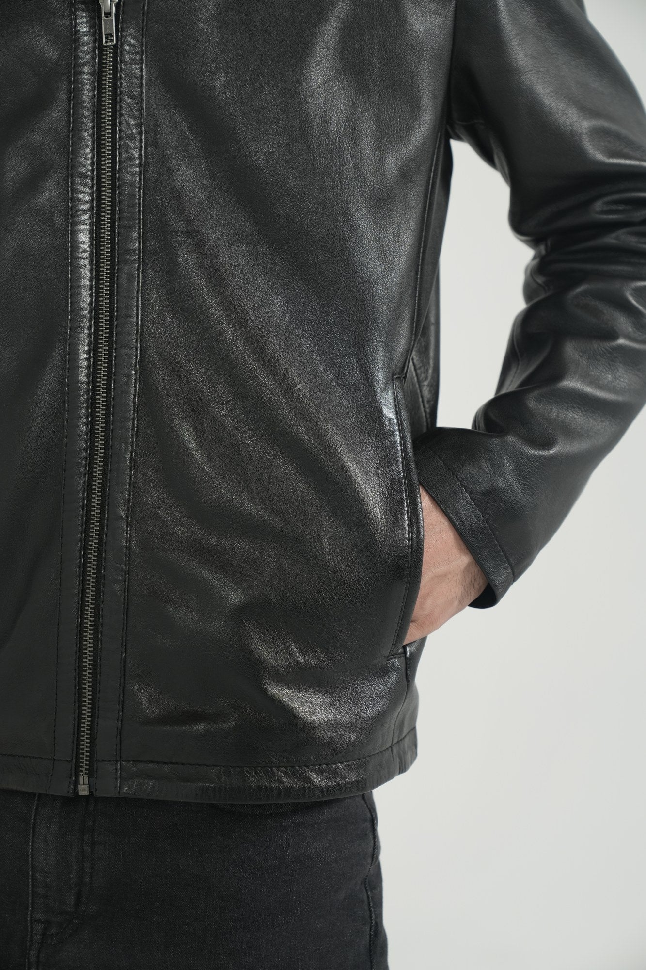 Cuneo Café Racer — full-grain lambskin leather café racer jacket, black
